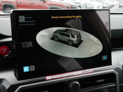 Certified 2025 Toyota 4Runner TRD Off-Road Premium image 31