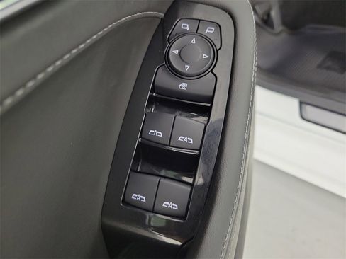 Certified 2023 Cadillac CT5 Luxury w/ Sun And Sound Package image 19