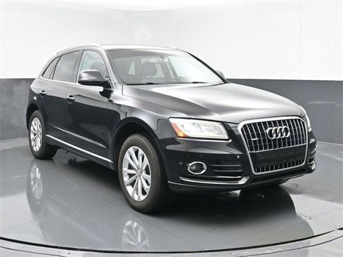 Used 2016 Audi Q5 2.0T Premium Plus w/ Technology Package image 2