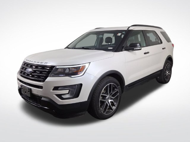 Used 2017 Ford Explorer Sport w/ Equipment Group 401A AWD/4WD image 2