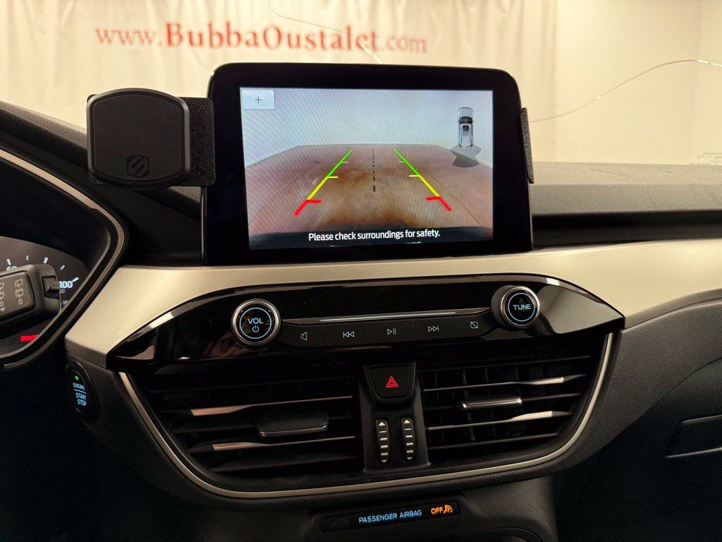 Used 2020 Ford Escape SEL FWD image 14