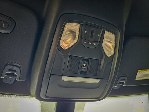Used 2020 RAM 1500 Big Horn AWD/4WD image 30