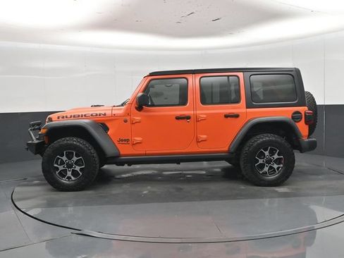 Used 2018 Jeep Wrangler Unlimited Rubicon AWD/4WD image 32