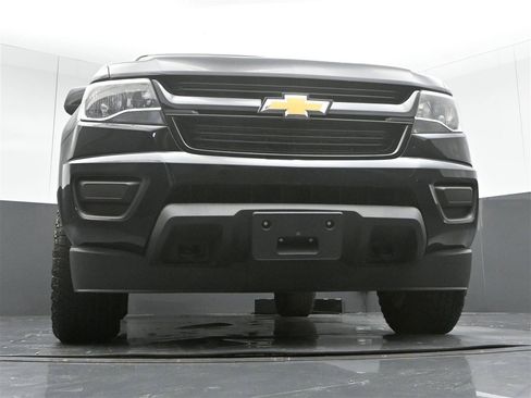 Used 2019 Chevrolet Colorado W/T w/ Custom Special Edition AWD/4WD image 29
