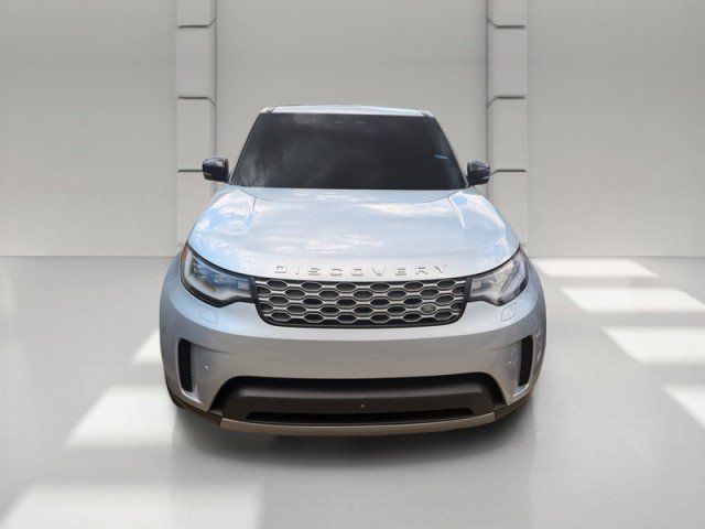 Used 2024 Land Rover Discovery S AWD/4WD image 2