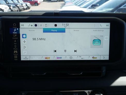 New 2025 Jeep Gladiator High Tide image 20