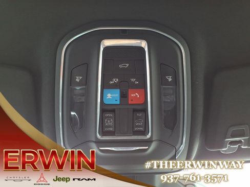 Certified 2024 Jeep Grand Cherokee Altitude image 22