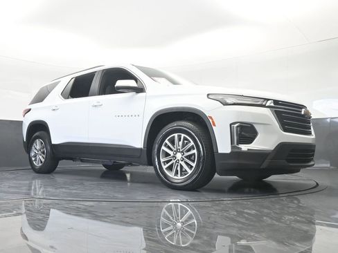 Used 2023 Chevrolet Traverse LT image 63