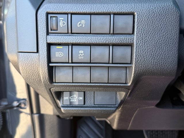 Used 2025 Toyota Tacoma SR RWD image 18