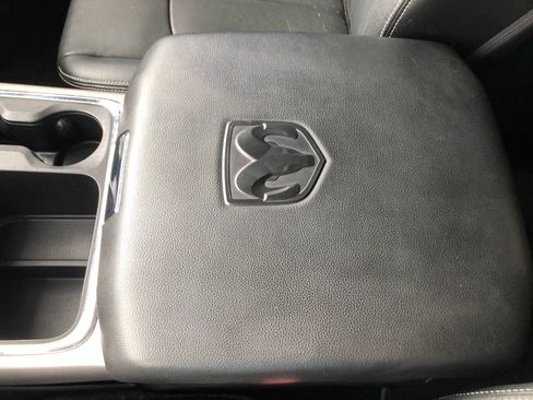 Used 2017 RAM 1500 Laramie w/ Convenience Group AWD/4WD image 21
