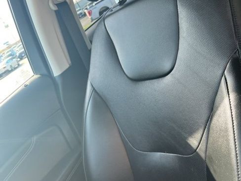 Used 2022 Ford Edge Titanium w/ Equipment Group 301A image 23