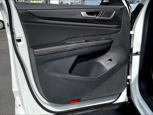 New 2025 Volkswagen Atlas Cross Sport SEL Premium R-Line image 22