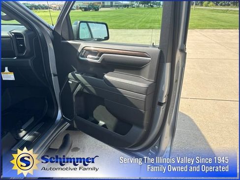 New 2026 Chevrolet Silverado 1500 RST w/ Redline Edition AWD/4WD image 22