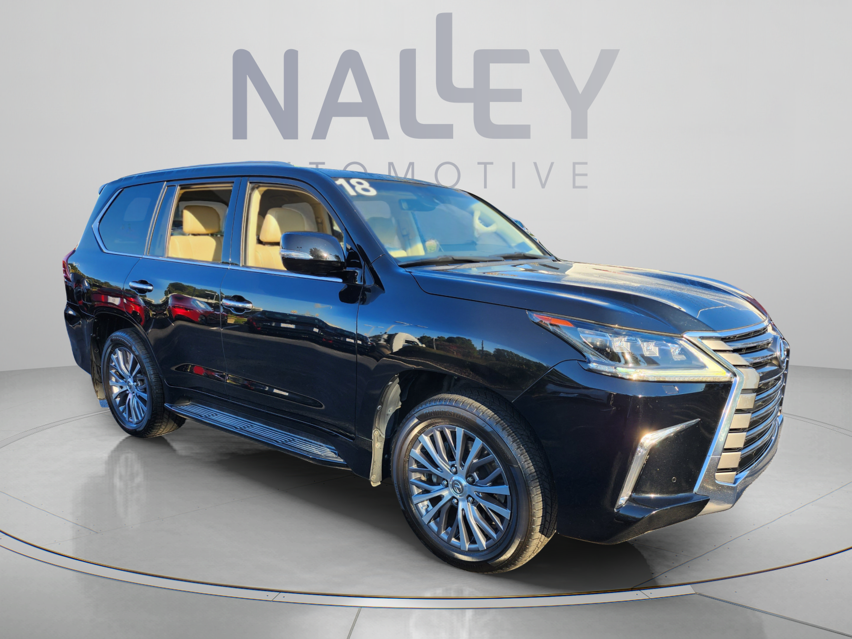 Used 2018 Lexus LX 570 4WD image 7