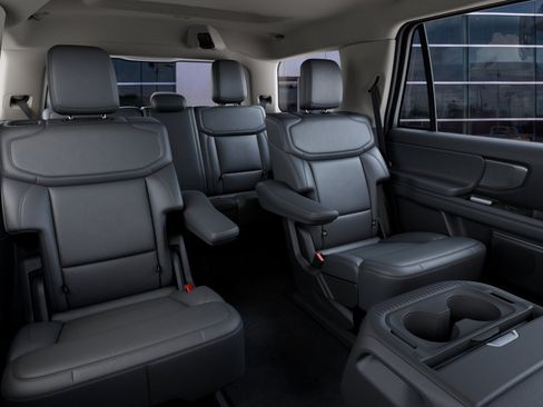 New 2027 Ford Expedition Active RWD image 13