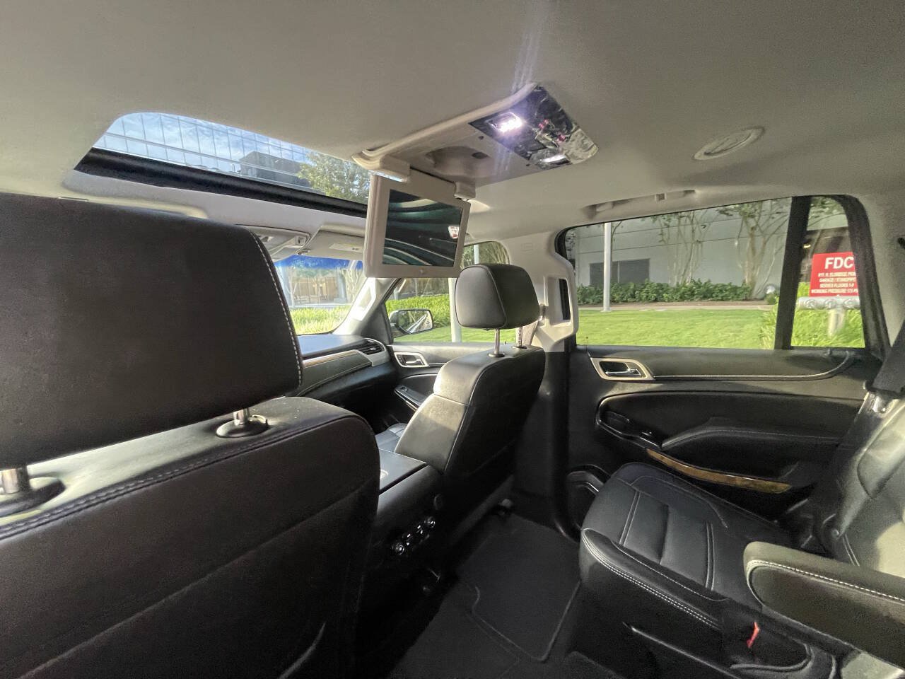 Used 2017 GMC Yukon Denali w/ Open Road Package AWD/4WD image 7