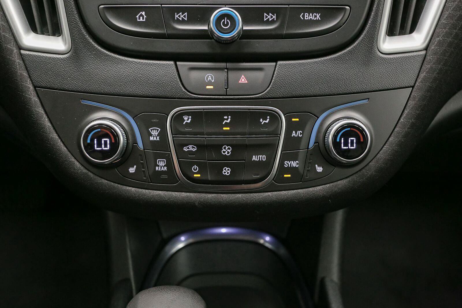Used 2024 Chevrolet Malibu LT FWD image 31