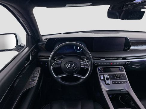 Used 2024 Hyundai Palisade Calligraphy image 17
