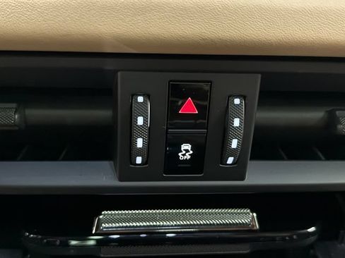 Certified 2026 Porsche Cayenne E-Hybrid AWD/4WD image 25