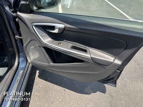 Used 2015 Volvo V60 T5 Premier FWD image 17
