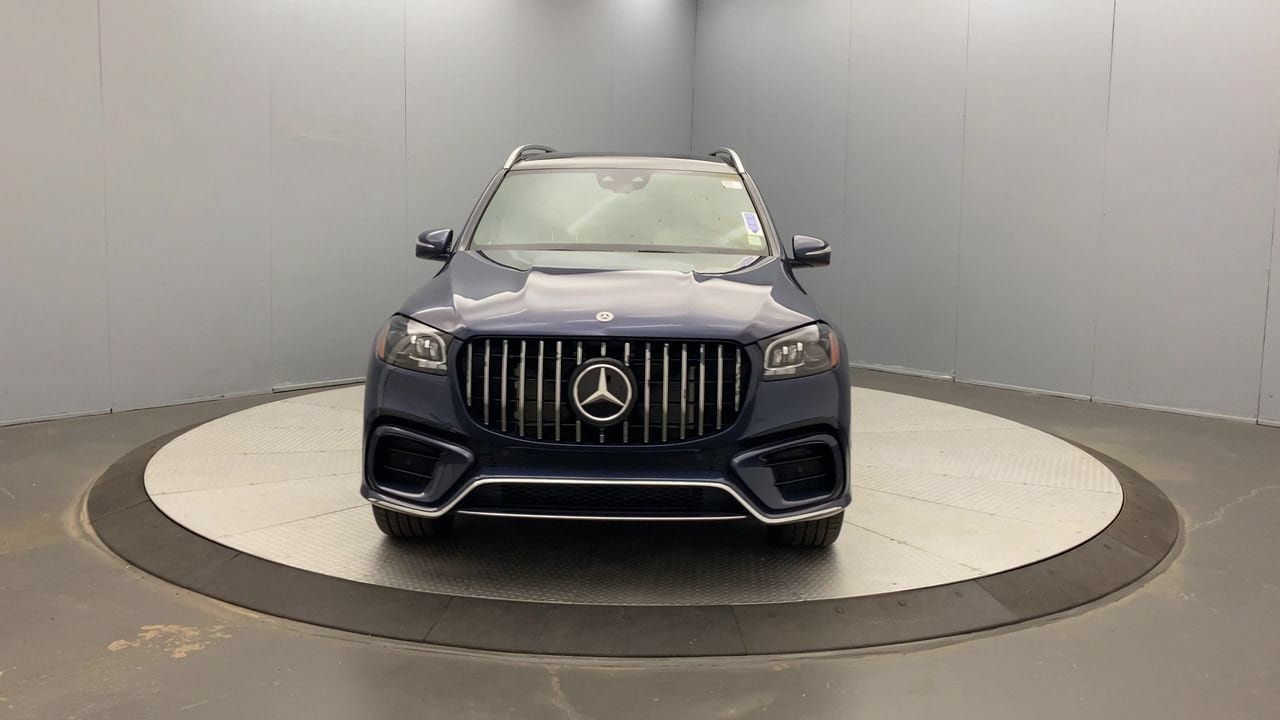 Used 2024 Mercedes-Benz GLS 450 4MATIC image 8