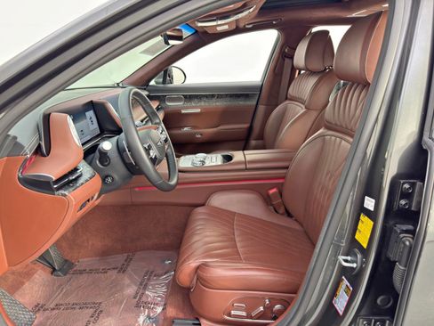 Used 2023 Genesis G90 3.5T image 16