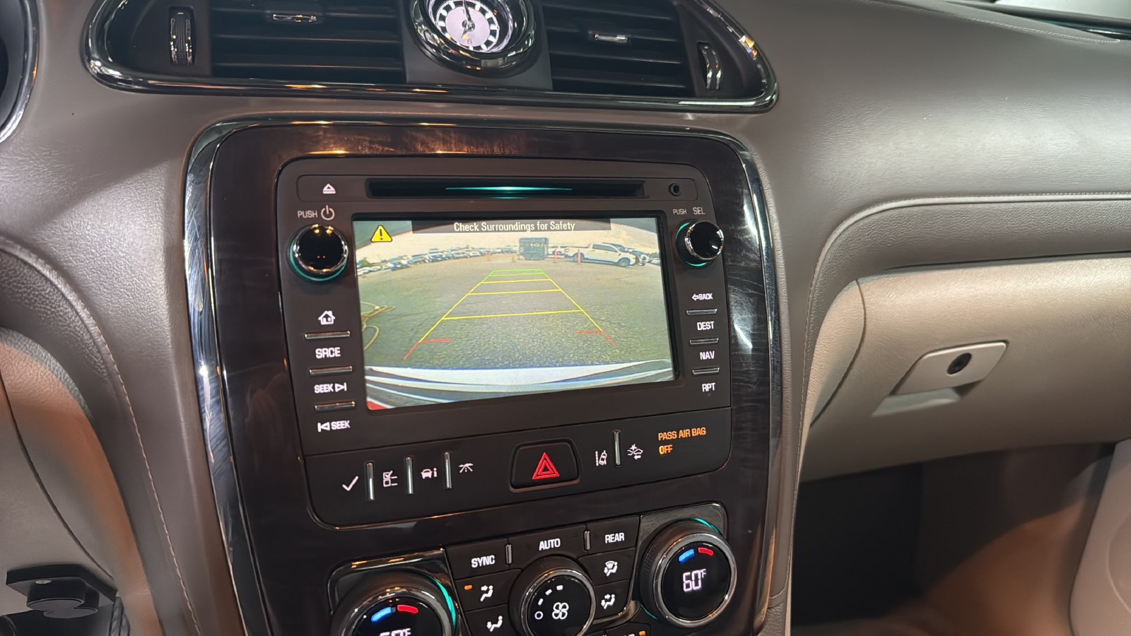 Used 2016 Buick Enclave Premium w/ Experience Buick Package FWD image 18