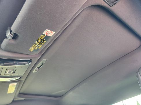 Used 2018 Lexus LC 500 Coupe image 34