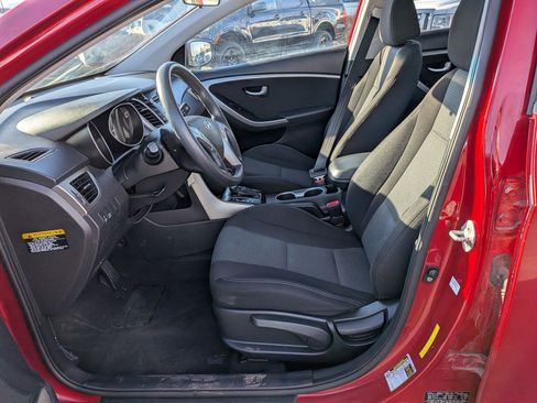 Used 2017 Hyundai Elantra GT image 24