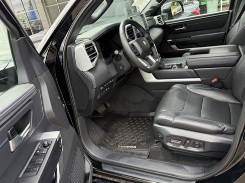 Used 2025 Toyota Tundra Platinum AWD/4WD image 11