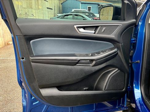 Used 2022 Ford Edge SEL w/ Sport Appearance Package image 21