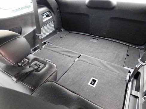 Used 2021 Ford Explorer Limited w/ Equipment Group 301A image 40