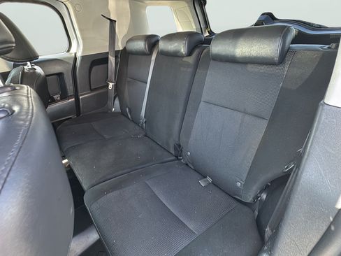 Used 2008 Toyota FJ Cruiser 4WD image 32