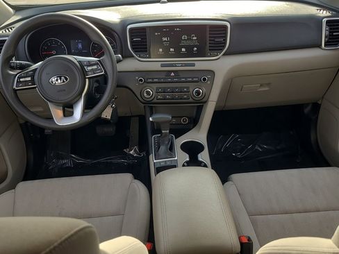 Used 2022 Kia Sportage LX image 14