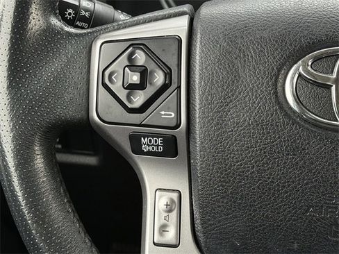 Used 2018 Toyota 4Runner Limited image 14