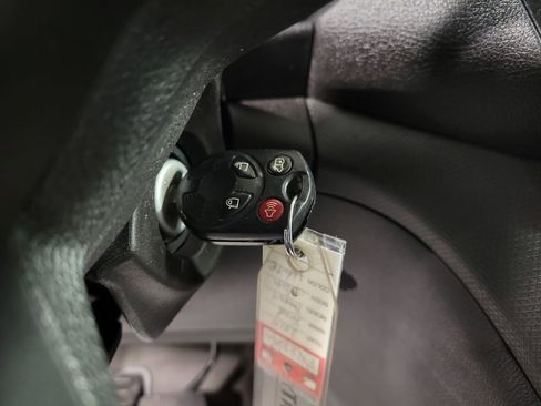 Used 2015 Ford Transit Connect XL image 16