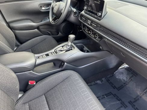 Certified 2024 Honda HR-V LX image 19