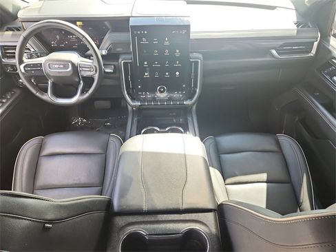 Certified 2025 GMC Yukon Elevation image 14