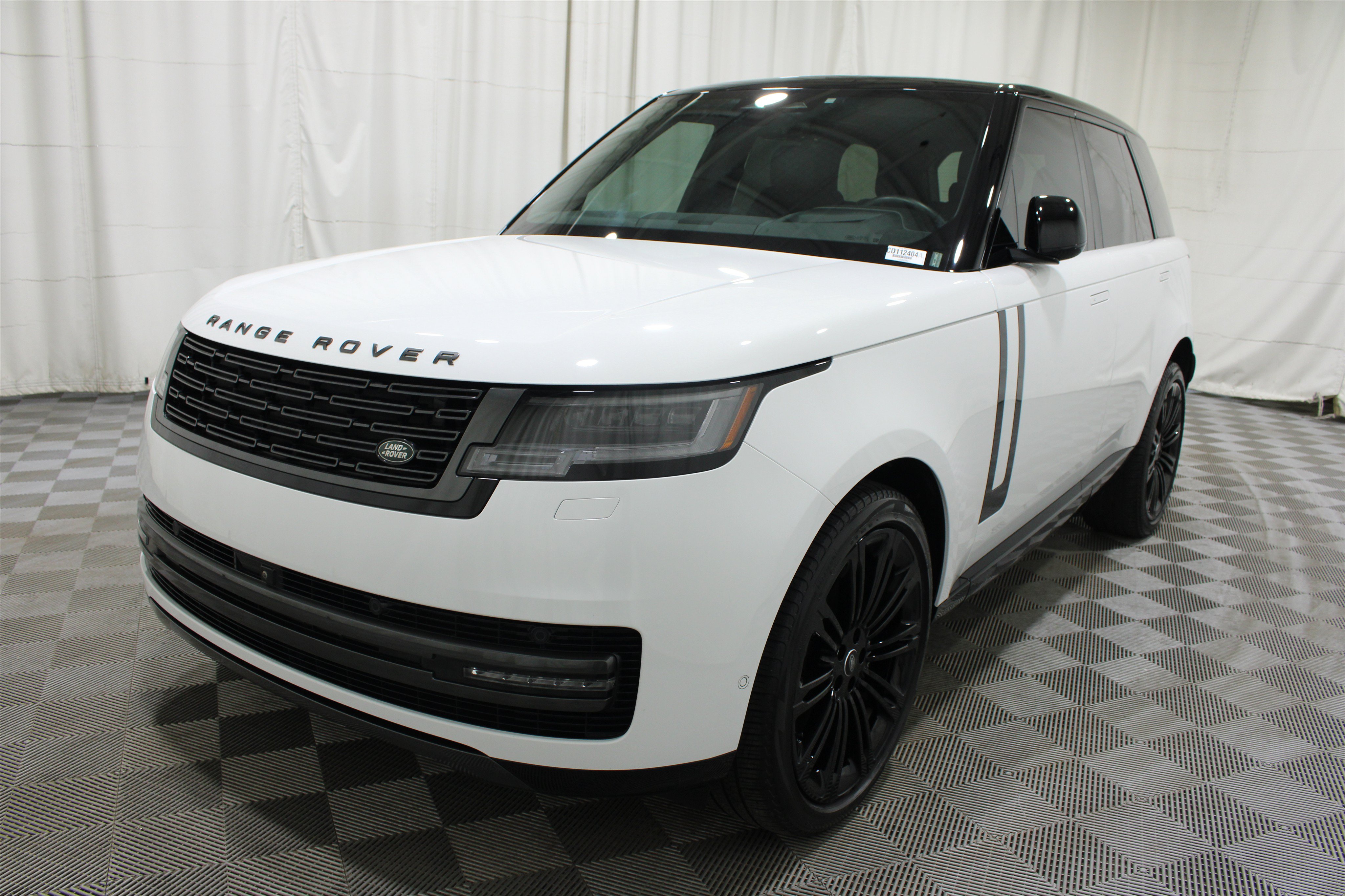 Used 2024 Land Rover Range Rover SE AWD/4WD image 40
