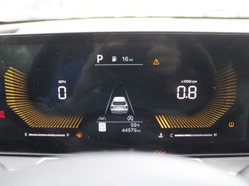 Certified 2025 Kia Sorento S w/ Panoramic Sunroof Package image 29