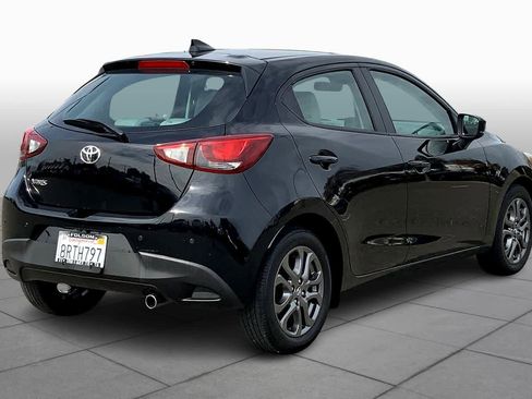 Certified 2020 Toyota Yaris LE image 12