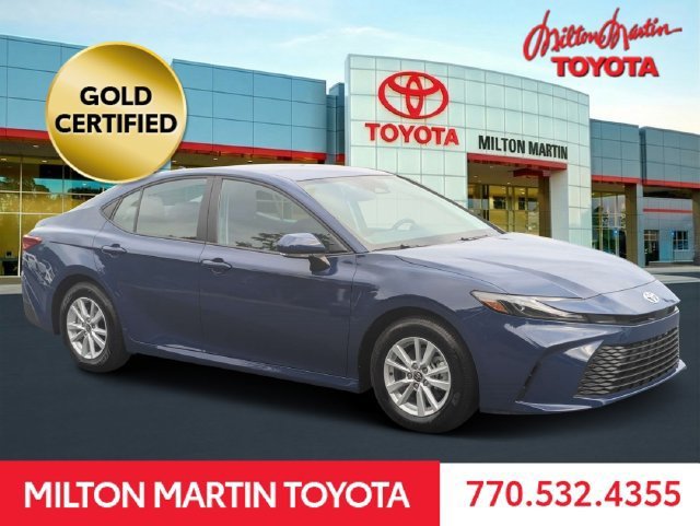 Used 2026 Toyota Camry LE FWD image 1