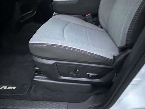 Used 2024 RAM 2500 Big Horn image 21