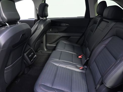 New 2026 Lincoln Nautilus Reserve w/ Jet Appearance Package image 21