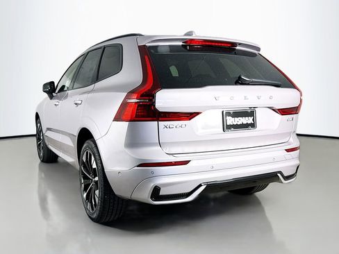 New 2026 Volvo XC60 B5 Plus w/ Climate Package PRO AWD/4WD image 5