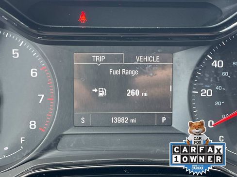 Used 2025 Chevrolet Trax LS image 33