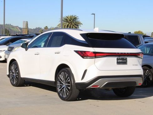 Certified 2025 Lexus RX 350 Premium Plus image 19