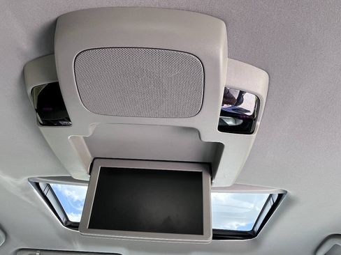 Used 2020 Honda Pilot Touring image 31