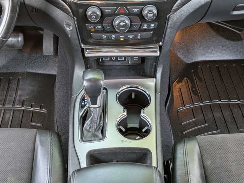 Used 2021 Jeep Grand Cherokee Laredo X RWD image 19