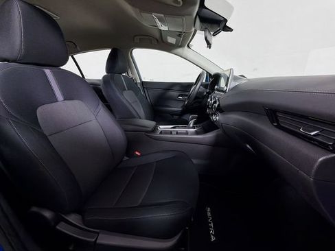 Certified 2022 Nissan Sentra SV w/ All-Weather Package FWD image 33